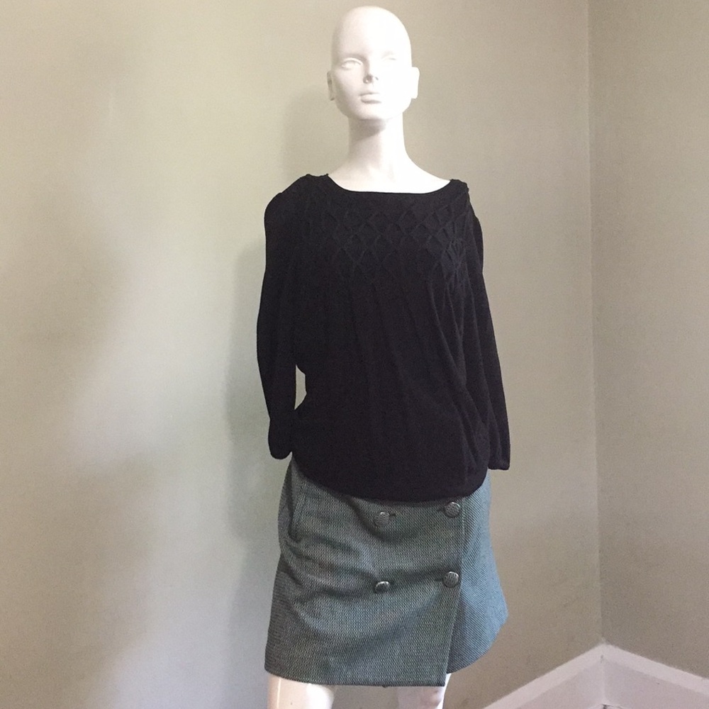 Loft skirt size 10 green and black.  NWOT.